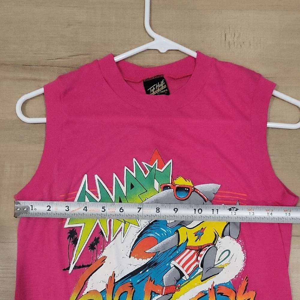 VINTAGE 90's Made In The USA Hot Pink Graphic Muscle Tee - Shark Surf Design - Picture 9 of 9